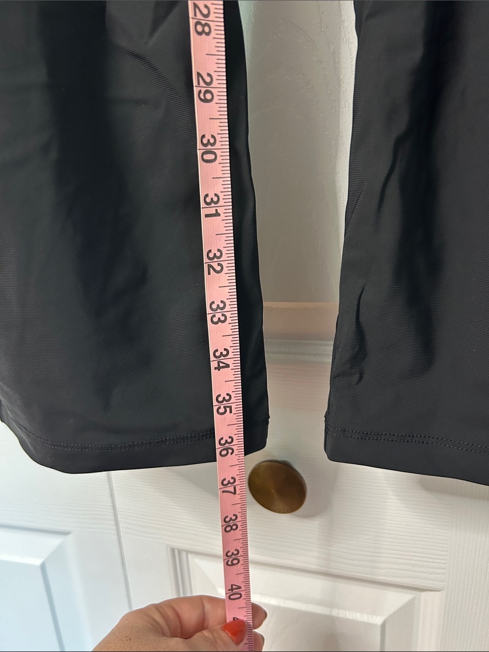Old Navy Sleektech Barrel Leg Pants - Picture 5 of 5
